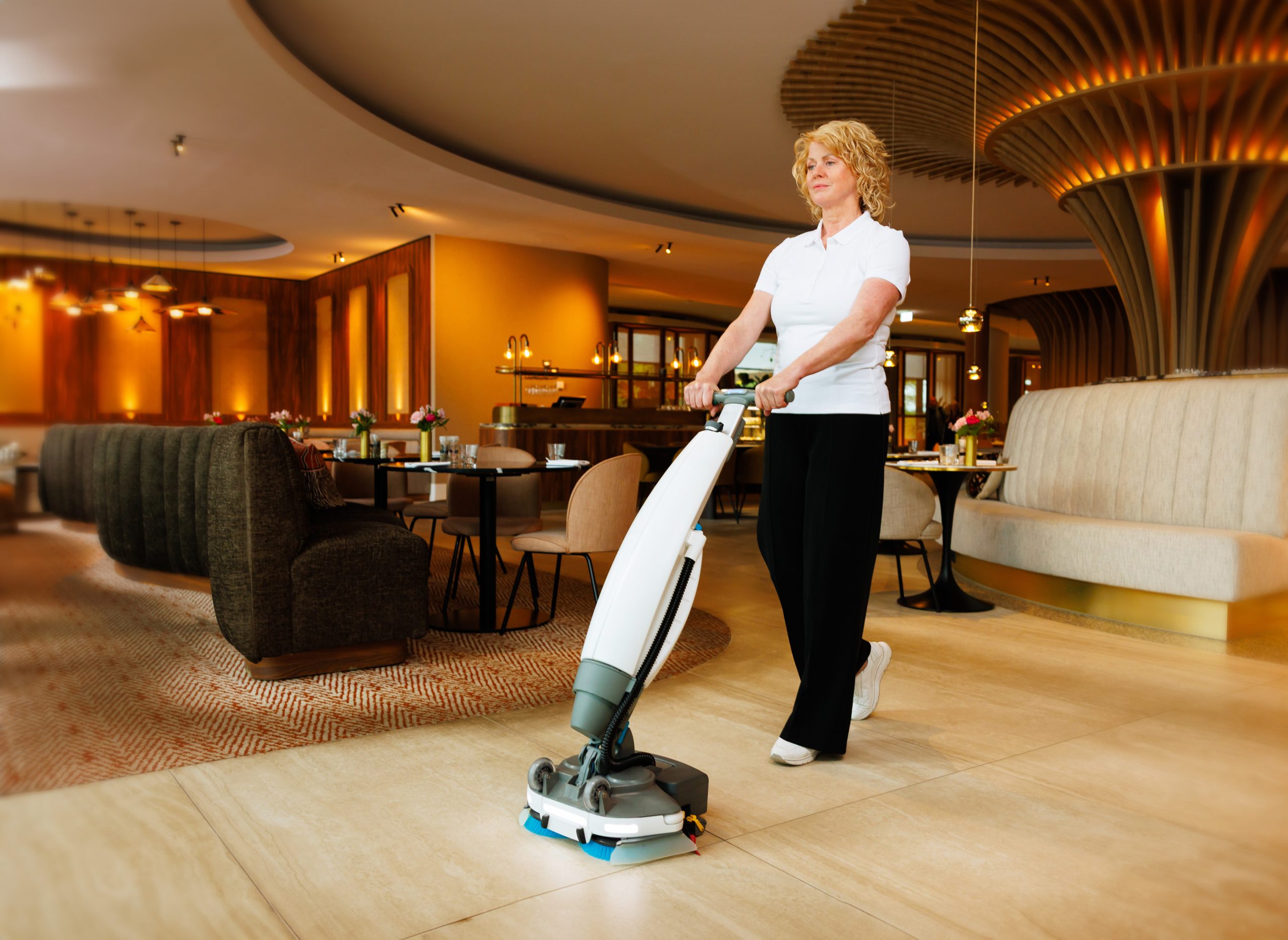 i-mop in actie in een horeca-omgeving